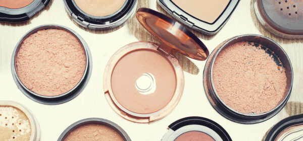 Everything You Need To Know About Face Powders